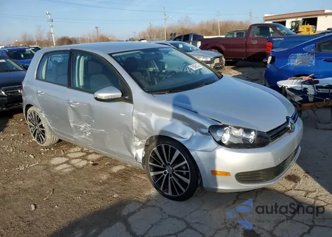 2014 Volkswagen Golf из США, поврежденный, VIN WVWDB7AJ8EW011893
